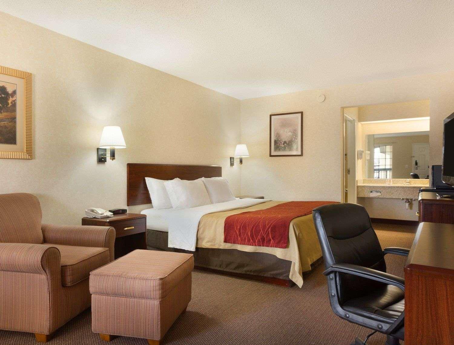 เบย์มอนต์ บาย วินด์แฮม แกลลาทิน Motel ภายนอก รูปภาพ