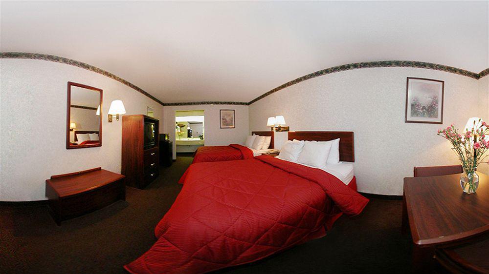เบย์มอนต์ บาย วินด์แฮม แกลลาทิน Motel ภายนอก รูปภาพ